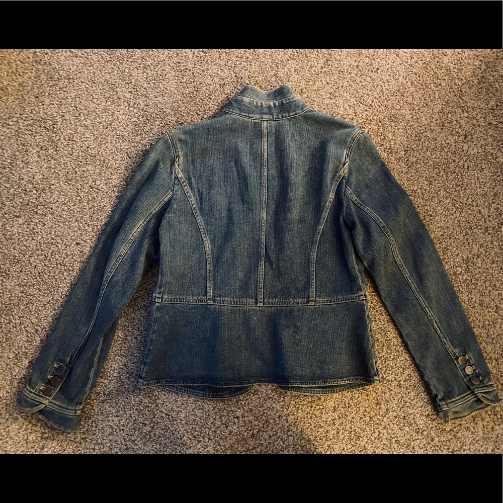 Jean jacket - Picture 2 of 6